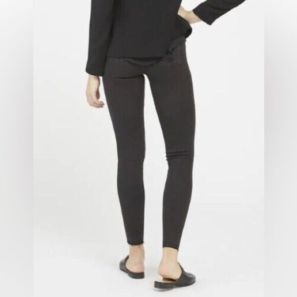 Spanx Distressed Ankle Skinny Denim Jean Legging Vintage Black Size Small - Picture 15 of 15